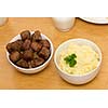 Meatballs with mash potatoes