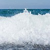 Wave with big white splash