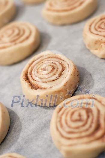 Raw cinnamon rolls ready for the oven