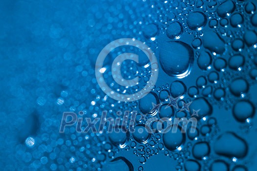 Refreshing green watery background (shallow DOF)