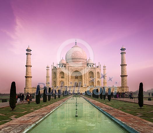 Taj Mahal on sunset, Indian Symbol - India travel background. Agra, Uttar Pradesh, India