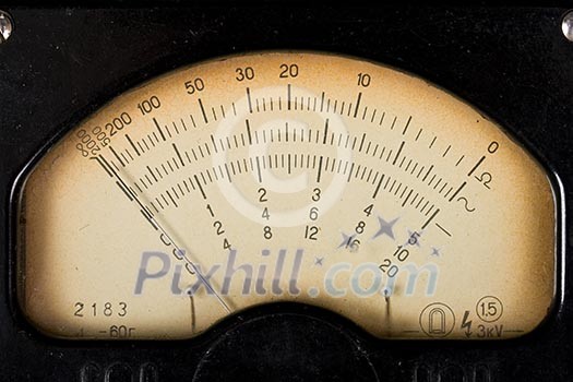 Vintage analog scale of a measurment device close up