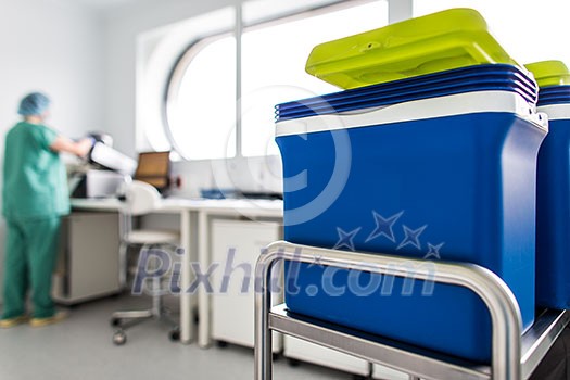 Cancer treatment drugs being prepared in a modern hospital laboratory Cancer treatment drugs being prepared in a modern hospital laboratory