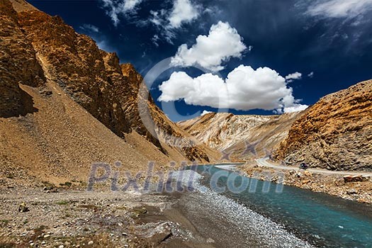 Himalayan landscape in Hiamalayas. Himachal Pradesh, India Himalayan landscape in Hiamalayas. Himachal Pradesh, India