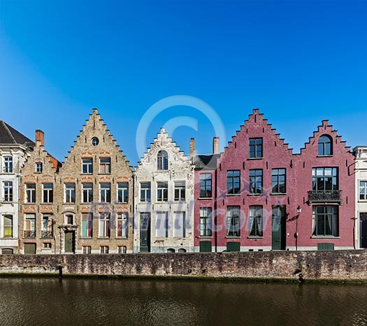 Canal and medieval houses. Bruges (Brugge), Belgium Canal and medieval houses. Bruges (Brugge), Belgium