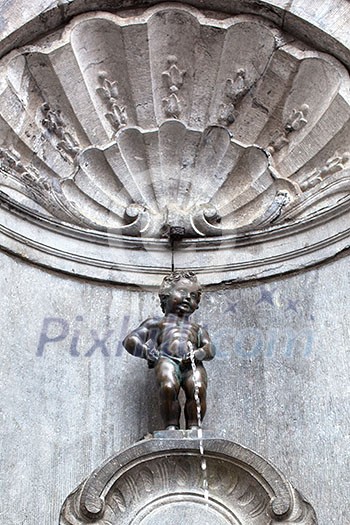Manneken Pis statue in Brussels Manneken Pis statue in Brussels
