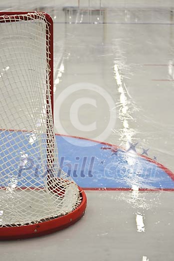 Empty ice hockey goal