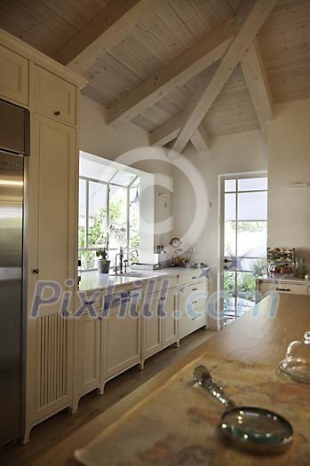 White wooden kitchen corner White wooden kitchen corner