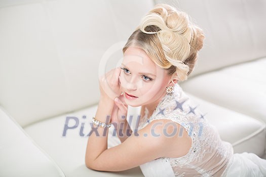 Gorgeous bride on her wedding day (color toned image; shallow DOF) Gorgeous bride on her wedding day (color toned image; shallow DOF)