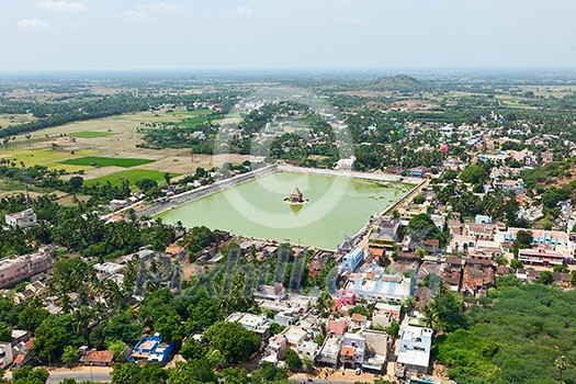 Temple Tank of Lord Bhakthavatsaleswarar Temple. Built by Pallava kings in 6th century. Thirukalukundram (Thirukkazhukundram), near Chengalpet. Tamil Nadu, India Temple Tank of Lord Bhakthavatsaleswarar Temple. Built by Pallava kings in 6th century. Thirukalukundram (Thirukkazhukundram), near Chengalpet. Tamil Nadu, India