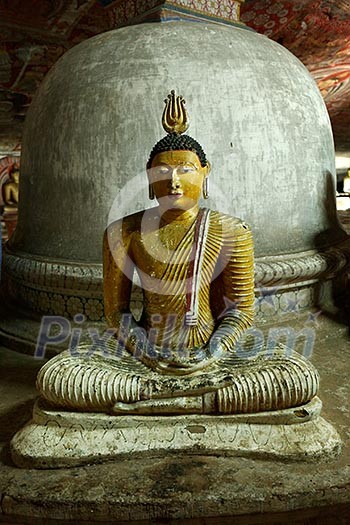 Ancient Buddha image in Dambulla Rock Temple caves, Sri Lanka Ancient Buddha image in Dambulla Rock Temple caves, Sri Lanka