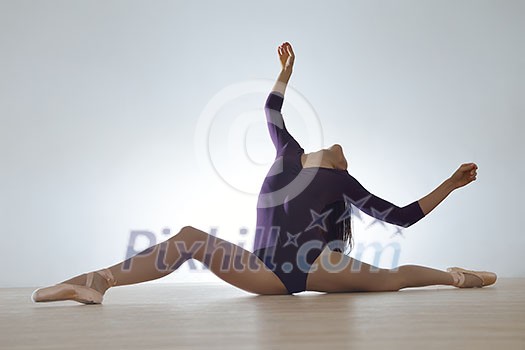 modern style ballet dancer posing and jumping on training modern style ballet dancer posing and jumping on training