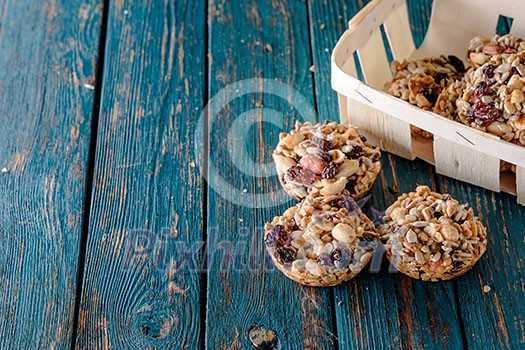 Kozinaki, briquettes of sunflower seeds, candied sugar, caramel or honey. Kozinaki, briquettes of sunflower seeds, candied sugar, caramel or honey.