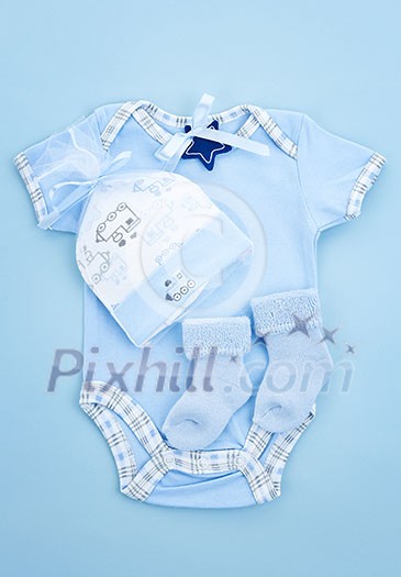 Blue infant boy clothing for baby shower Blue infant boy clothing for baby shower