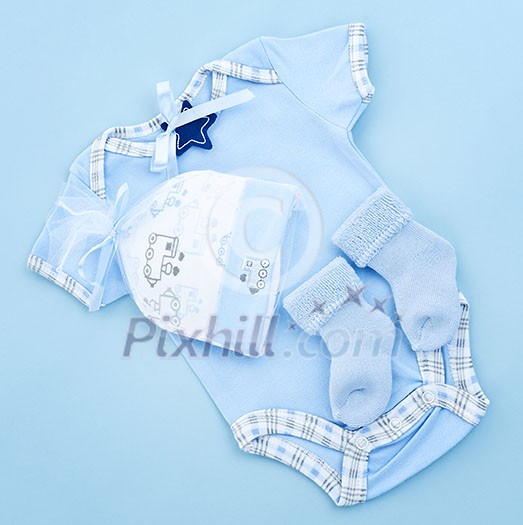 Blue infant boy clothing for baby shower Blue infant boy clothing for baby shower