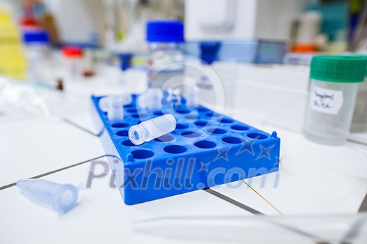Chemistry lab (shallow DOF; color toned image) Chemistry lab (shallow DOF; color toned image)