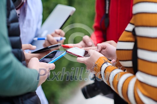 students use smart phones to create a project for the school students use smart phones to create a project for the school
